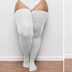 thunda thighs snow white socks